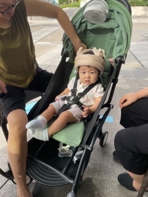 mua 2 mũ 1 cho bé nhà mình 1 đi tặng, rất bất ngờ là nhận được sp tốt hơn kì vọng & mọi người đều rất thích🥰