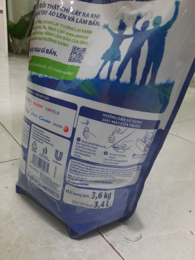 Sản phẩm có ngoại quan giống như mô tả, tiki đóng gói sản phẩm tốt, hàng mới date sản xuất tháng 9/2021, chất lượng sản phẩm thì khỏi phải bàn, một thương hiệu đã quá quen thuộc với người tiêu dùng Việt, săn sales giá tốt. Tuy nhiên, tiki giao hàng quá lâu, nhu cầu sử dụng cấp bách không thể chờ đợi tiki được, tiki và các đối tác vận chuyển cần có giải pháp giao nhận tốt hơn nữa.