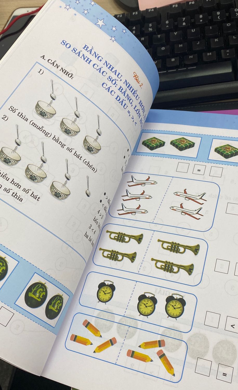 Sách mới đẹp, có một số hình ảnh in hơi mờ nhưng vẫn ko ảnh hưởng tới việc hiểu đề bài. Tiki đóng gói tốt, giao hàng nhanh.