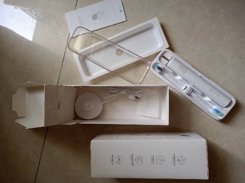 Đã nhận được hàng, nguyên tem và đầy đủ.. đã khởi động máy, máy mạnh độ rung ổn.. chưa xài nên không biết thế nào..