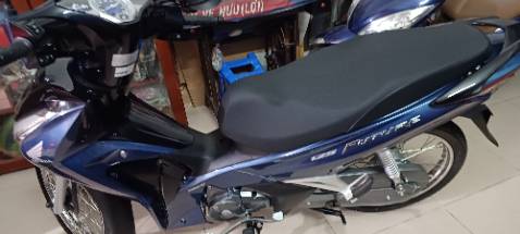 Màu xe đẹp,máy chạy êm,nhân viên tư vấn nhiệt tình,kỹ thuật viên dặn dò cẩn thận ,lại săn được giá sale,có dịp sẽ giới thiệu bạn bè mua