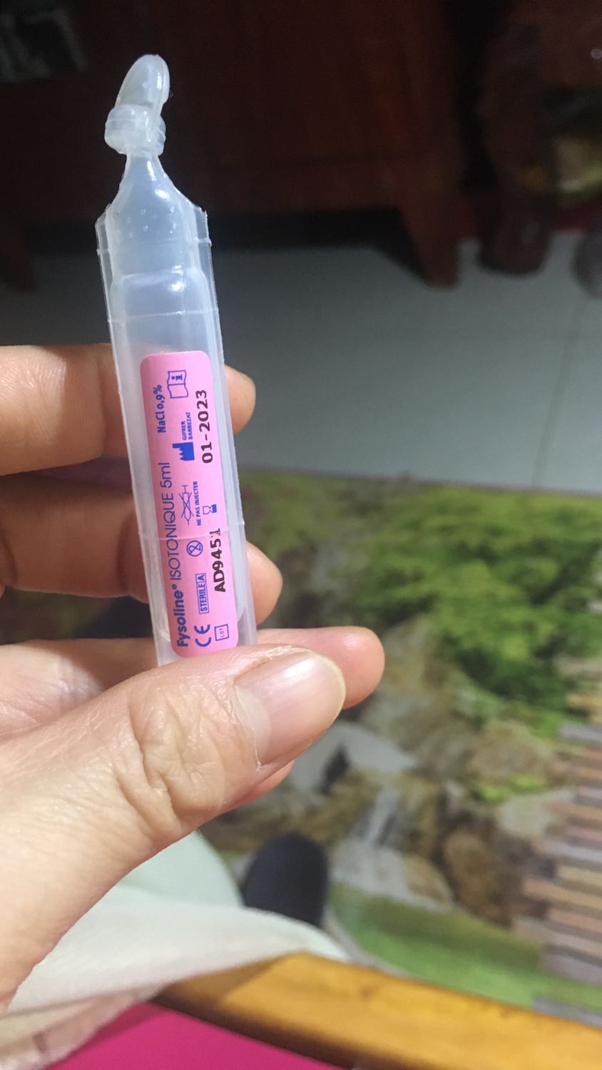 Sản phẩm tốt . Ngạt mũi dùng rất ok . Nhà ai có bé nhỏ nên mua vệ sinh cho bé tiện lắm . Dùng lâu hết cực . Ống nhỏ dùng tiện lắm