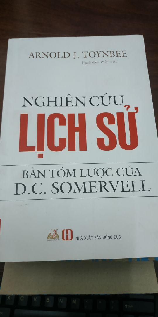sách cũ, bẩn, rách, đề nghị được đổi trả
