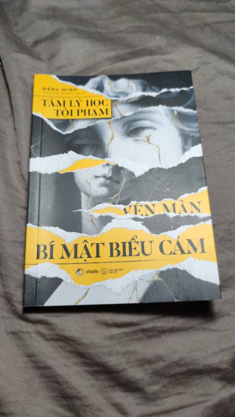 Nội dung tuy hay nhưng ko có hồn của sách. Giống như nghiên cứu sưu tầm hơn là trải nghiệm thực tế