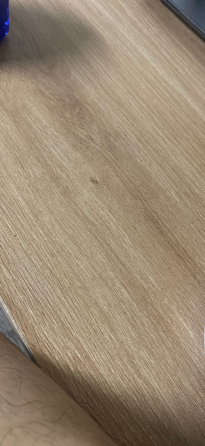 Giao nhanh, hàng chính hãng, nên uống ko nên ngậm , chua lắm