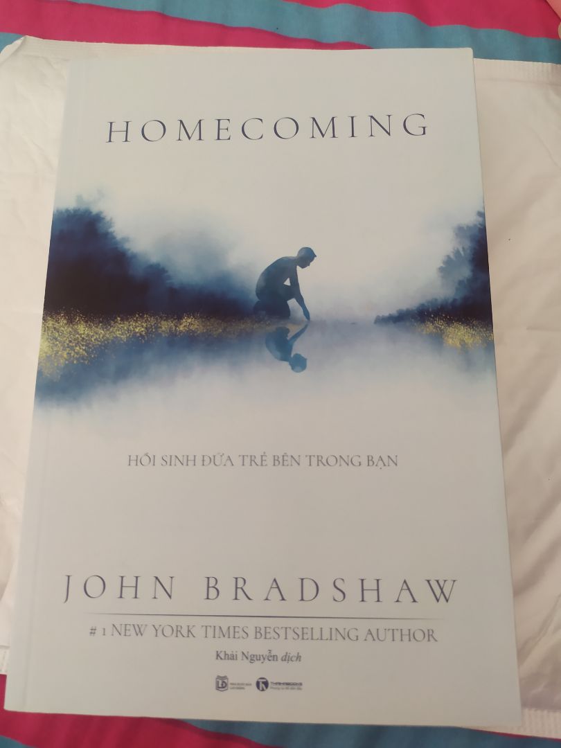 Sách được đóng gói tốt.
Cuốn sách rất hay, bố cục dễ hiểu, sâu sắc, khơi gợi sự thấu hiểu tận bên trong tâm hồn. 
Bạn muốn trở nên sáng tạo hãy hiểu được tâm hồn chính mình, và cuốn sách này sẽ là phương tiện tốt để bạn bắt đầu.