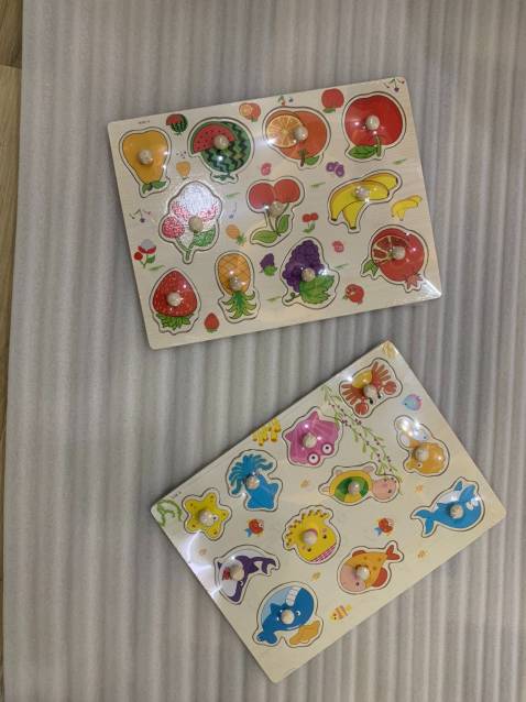 ✓ Bộ đồ chơi đẹp. Sản phẩm được làm từ gỗ chất lượng tốt.

✓ Màu sắc tươi sáng, các góc cạnh được mài nhẵn nên Bé chơi cực kỳ yên tâm.

✓ Miếng gỗ thuộc loại dày hơn rất nhiều so với những mẫu mình đã từng mua từ những shop khác.

✓ Thời gian giao hàng nhanh lắm. Mình đặt TIKI NOW nhận được hàng liền trong vòng chưa đến 2 giờ.

✓ Đóng gói cẩn thận, nhân viên giao hàng của TIKI rất nhiệt tình.

✓ Từ khi mua sản phẩm từ shop, Bé nhà mình rất thích chơi.

✓ Phong cách Chibi, gần gũi dễ thương. 

✓ Nói chung đây là mẫu đồ chơi có chất lượng tốt. Dày dặn. Màu sắc đẹp bắt mắt. Giúp bé phát triển tư duy cũng như kỹ năng.

✓ Giá thành qua tìm hiểu mình thấy RẤT hợp lý.

✓ Bộ đồ chơi này rất hữu ích cho Bé. Nên mua nhé các chị. !!!