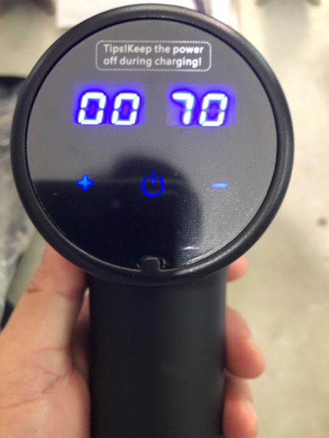 Hàng giao nhanh máy đẹp rất hài lòng  , nhận máy tes thử máy chạy êm ,độ bền thời gian sử dụng mới đánh giá được.👍👍👍