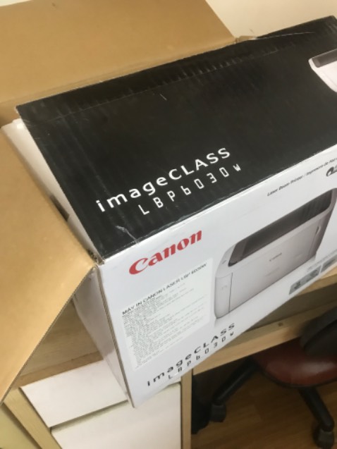 Tốc độ in OK, máy in wifi nên tiện, nếu thêm 2 mặt nữa thì tốt