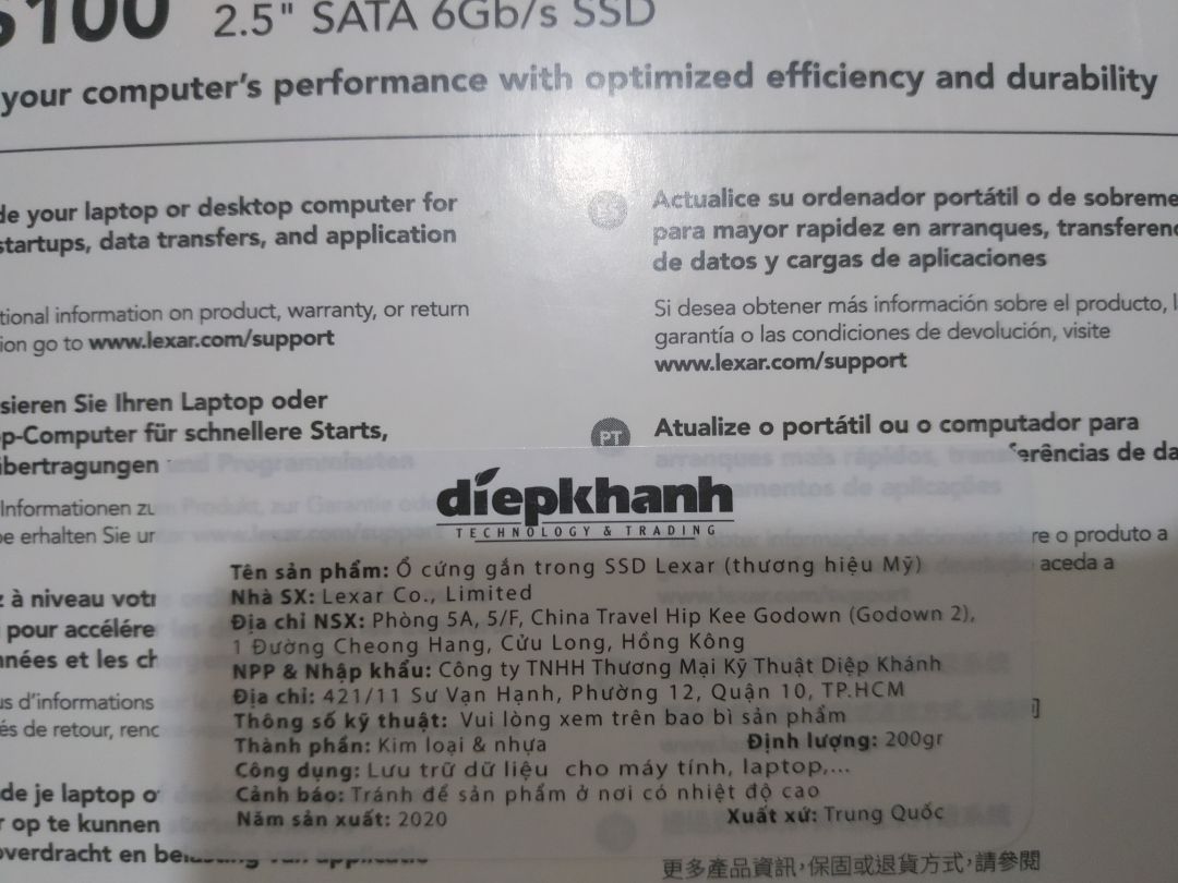 Hàng chuẩn nguyên seal có tem đầy đủ, check trên máy ra đúng 119gb, do hệ chuyển đổi từ gb qua mb nên còn 119gb, tốc độ khởi động win khá nhanh, tuy nhiên đóng gói hơi sơ sài, ko có lớp đệm bảo vệ hay gì hết, chỉ đóng hộp carton bên ngoài, nhưng săn đc sale 360k nên hài lòng, vẫn cho 5 sao