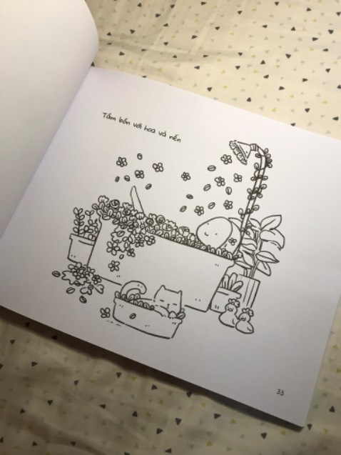 Một cuốn sách tranh, sách tô màu, với thông điệp truyền cảm hứng, rất bình yên và hạnh phúc! Sách đến còn nguyên seal, mới và phẳng phiu. Mình rất thích.