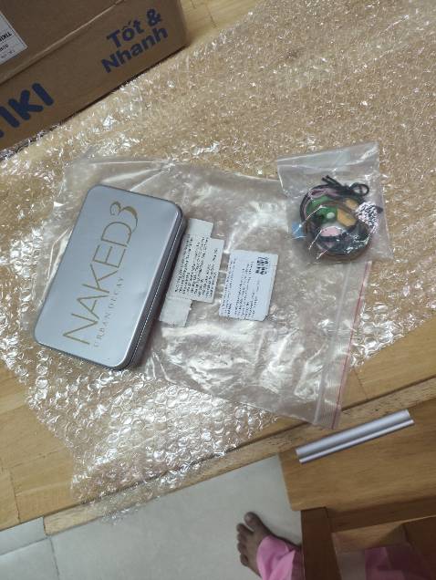 Sản phẩm như hình, độ co dãn tốt nhưng bao bì bên ngoài cũ và khá dơ