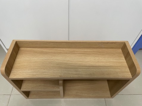 Chất liệu màu sắc đẹp, đóng chắc chắn, mình có chat nhờ shop hỗ trợ làm theo kích thước của mình yêu cầu, shop làm chuẩn từng milimet. Từ lúc đặt đến lúc nhận hàng chỉ mất chưa tới 2 ngày trong hcm. Tuyệt vời !!