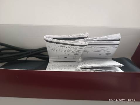 Hàng giao đến đã bóc tem, không phải hàng nguyên kiện.