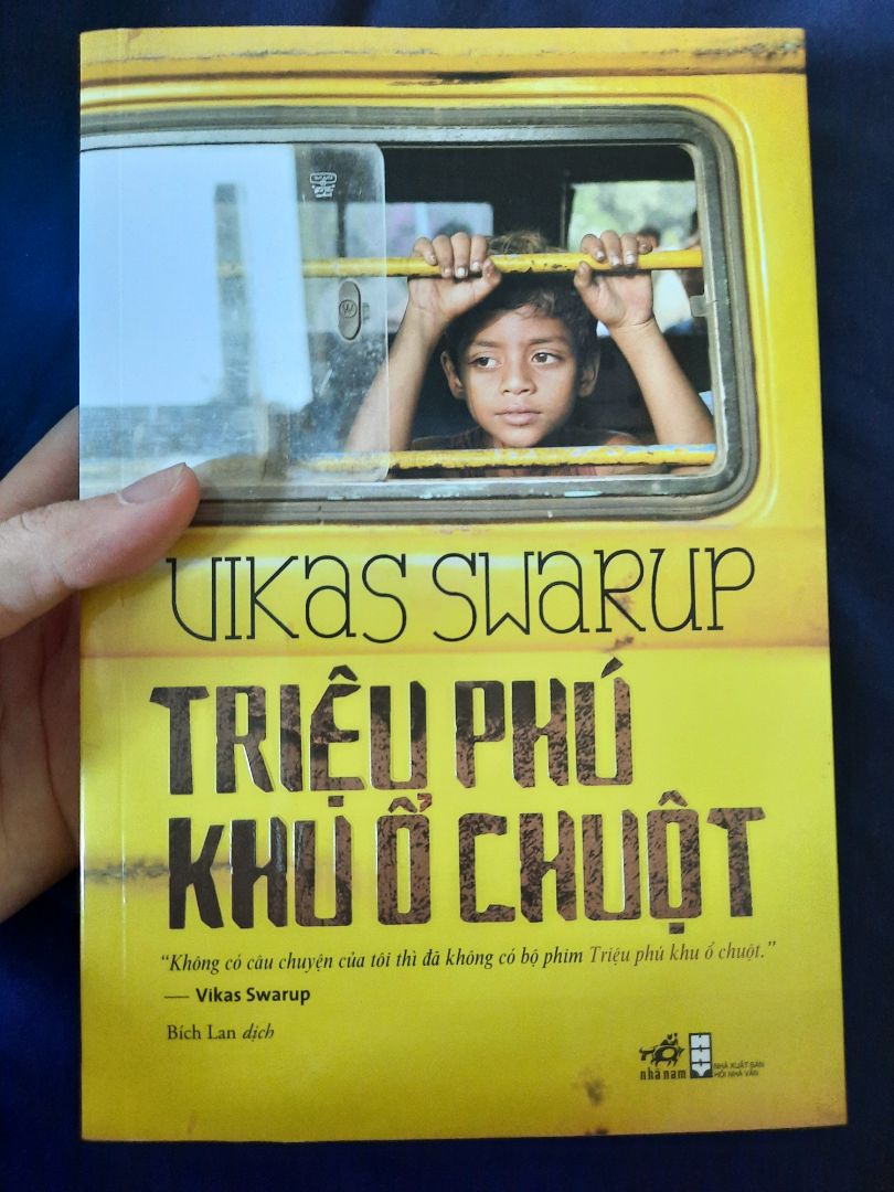 Đóng gói cận thận, bìa khá đẹp, gáy và rìa sách k bị hỏng. Giấy mực in, cỡ chữ đc thiết kế khá dễ nhìn, màu giấy nhìn đỡ hại mắt. Nhận đc hàng khá nhanh vừa mua hôm trc hôm sau đã nhận đc