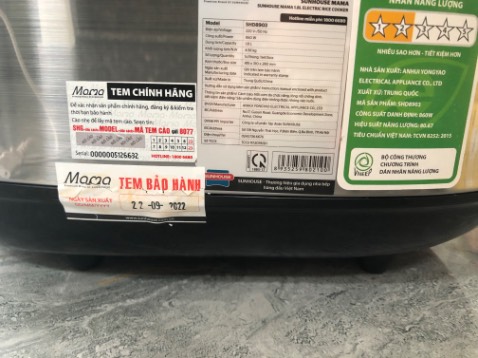 Nồi nấu chuẩn tầm gần 1 tiếng, cơm chín đều, giữ nóng cơm tốt. Bên ngoài nồi đẹp, sang, bóng loáng, dễ sử dụng. Phần dây điện của nồi hơi ngắn nên có chút bất tiện. Nước cơm sau khi nấu cần chảy xuôbsg 1 khoảnh nồi, cần chuẩn bị sẵn khăn để lau đi chứ ko để thế đc, nhưng lau cũng dễ dàng lắm. Lòng nồi nấu dày dặn, nặng tay, chống dính tốt.