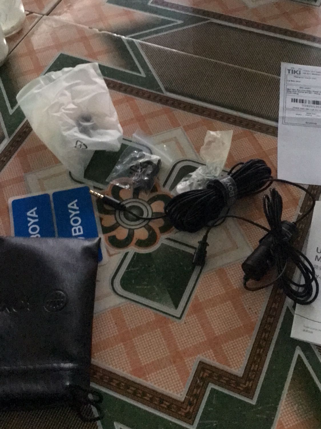 Quá đẹp chưa dùng thử nhưng thấy giao đủ đồ là ok rồi, bạn shiper giao hàng rất vui vẽ, nhiệt tình.rất đáng mua các bạn ơi