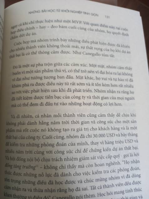 Sách bìa đẹp , nhưng phần chữ in khá mờ ,như kiểu làm lậu ,chất lượng chữ khá kém .