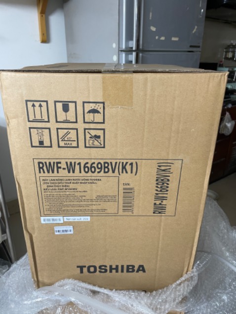 Cty đang sử dụng nên chất lượng không phải bàn, tuy nhiên TIKI đóng gói kỹ quá sẽ làm cho người vc, xếp dỡ chủ quan trong GN,VC và người mua hàng tháo kiện cũng mất thời gian ko kém 😂