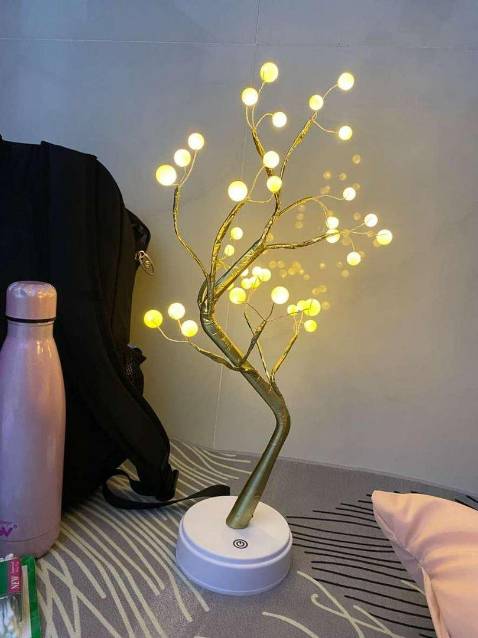 Mới đầu nhận tưởng đâu giao sai, lắp đặt dễ dàng đèn đẹp để trang trí rất là ưng ý