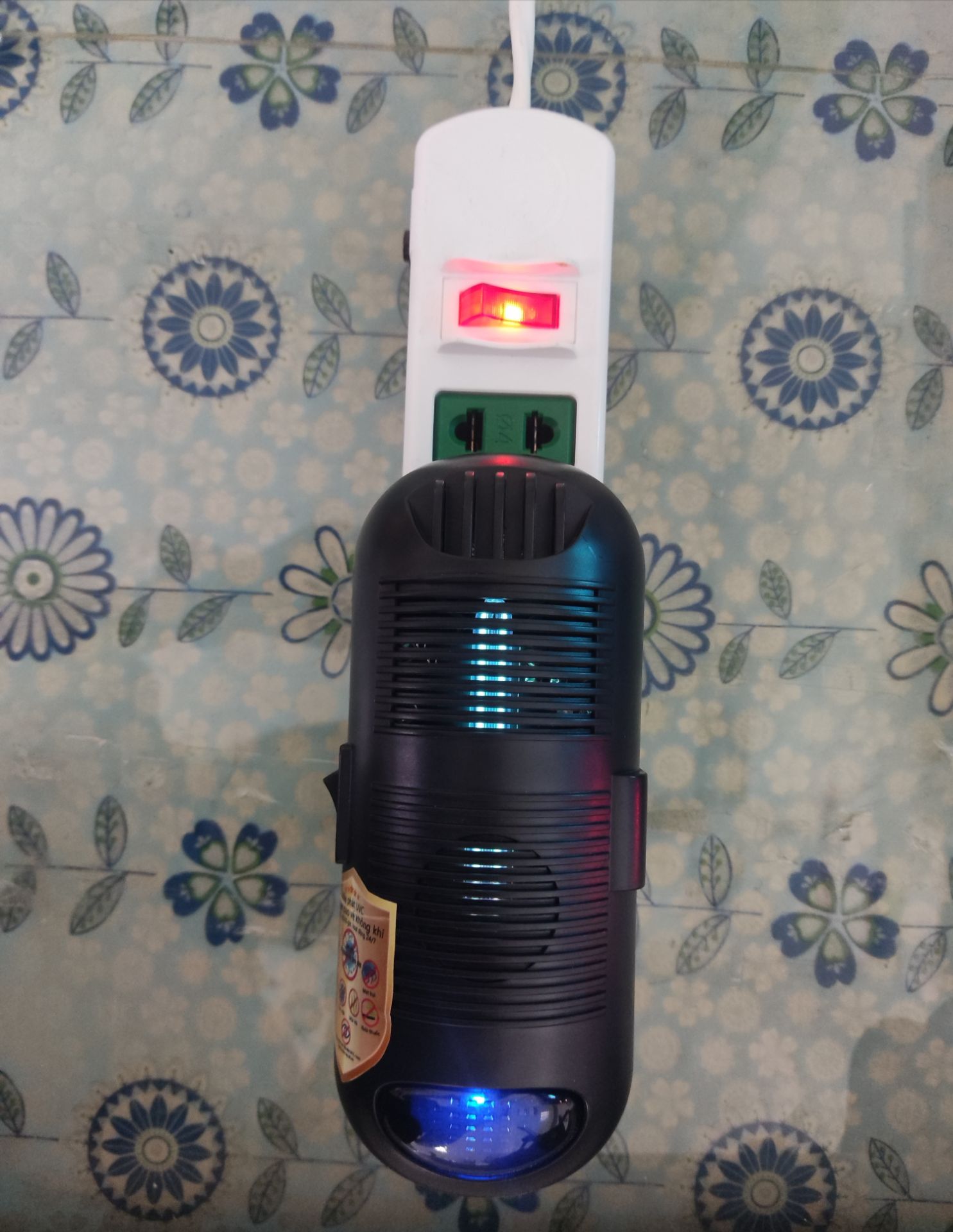 Shop đóng hàng kỹ, giao hành nhanh. Có hướng dẫn sử dụng rất rõ ràng, chi tiết. Máy hoạt động tốt và làm mình cũng yên tâm hơn trong tình hình dịch bệnh hiện nay. Mình còn cảm nhận được nhà bớt mùi đồ ăn sau khi nấu nữa. Cảm ơn shop đã tư vấn cho mình sản phẩm này! Shop đóng hàng kỹ, giao hành nhanh. Có hướng dẫn sử dụng rất rõ ràng, chi tiết. Máy hoạt động tốt và làm mình cũng yên tâm hơn trong tình hình dịch bệnh hiện nay. Mình còn cảm nhận được nhà bớt mùi đồ ăn sau khi nấu nữa. Cảm ơn shop đã tư vấn cho mình sản phẩm này!