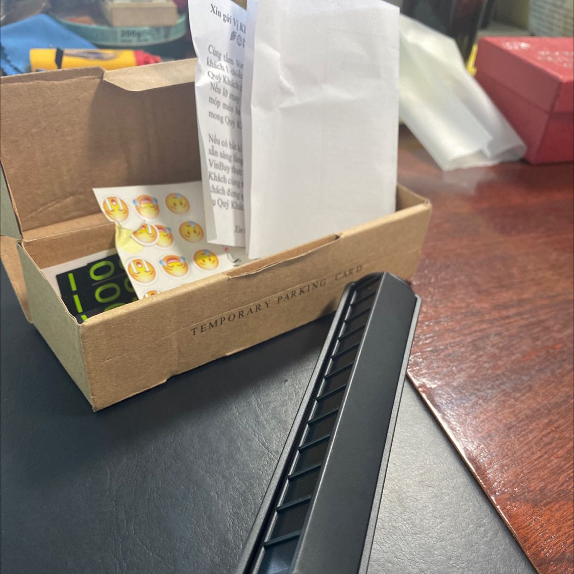 Shop giao hàng loại khác, không đúng như đặt hàng