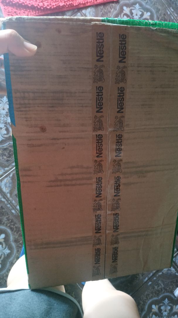 Mình mua hàng tiki rất nhiều lần, mua sữa milo cũng nhiều rồi. Mà lần này thực sự thất vọng với đơn hàng này. Sữa milo hạn sử dụng 8 tháng, mà tiki giao cho mình thùng này với hsd đã bị trôi mất 4 tháng. Mình nhận hàng vào ngày 3.3.2022, mà tới 7.7.2022 đã hết hạn. Thùng sữa đợt trước mua trên tiki bị trôi 2 tháng thì còn chấp nhận được, đằng này tiki lại giao hàng cũ cho mình. Cứ thế này thì không biết có nên tiếp tục đặt sữa trên tiki ko nữa. Thực sự không hài lòng chút nào với đơn hàng này Mình mua hàng tiki rất nhiều lần, mua sữa milo cũng nhiều rồi. Mà lần này thực sự thất vọng với đơn hàng này. Sữa milo hạn sử dụng 8 tháng, mà tiki giao cho mình thùng này với hsd đã bị trôi mất 4 tháng. Mình nhận hàng vào ngày 3.3.2022, mà tới 7.7.2022 đã hết hạn. Thùng sữa đợt trước mua trên tiki bị trôi 2 tháng thì còn chấp nhận được, đằng này tiki lại giao hàng cũ cho mình. Cứ thế này thì không biết có nên tiếp tục đặt sữa trên tiki ko nữa. Thực sự không hài lòng chút nào với đơn hàng này