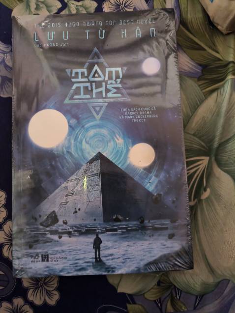 Sách tốt giao nhanh 👍 có màn bọc , bảo vệ kĩ ko bị như bên ngoài