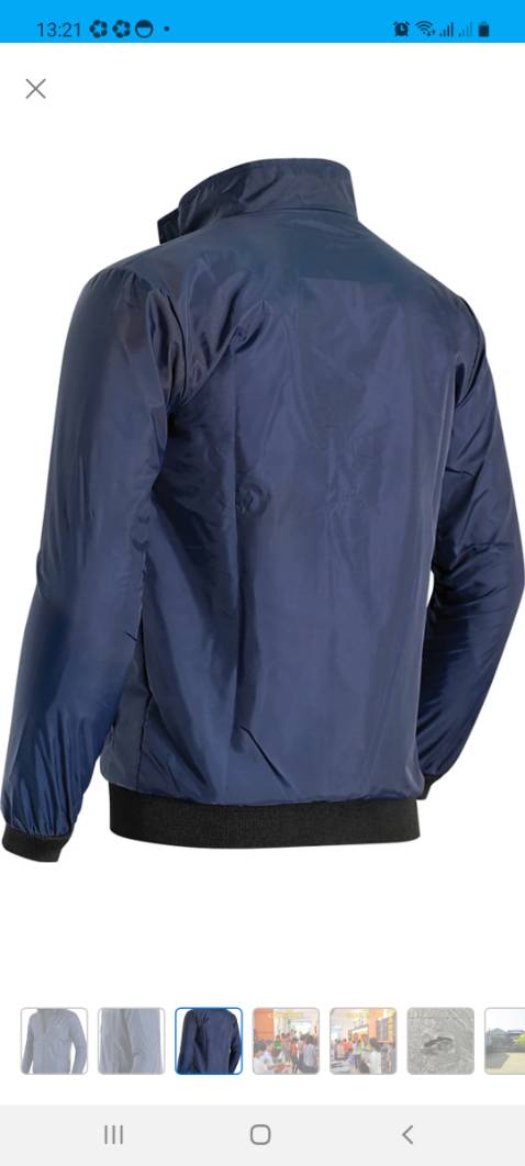 Áo giống quảng cáo,  2 lớp, giữ ấm vừa lúc thời tiết se se lạnh thôi,  còn mùa đông thì phải áo khác, đóng gói đẹp, màu sắc giao đúng, giao đúng size, mình chọn size to hơn mô tả chọn size 1 size nhưng mặc vừa