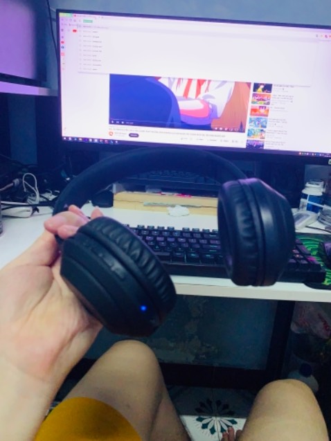 Treble rất chói tai, 500k nhưng âm thanh tệ hơn con Beat Studio 3 giá 250k rất nhiều, chỉ đc cái mạch bluetooth 5.0  . Đọc review thấy toàn 5 sao mà tưởng đâu ngon, ai dè...! Đóng gói tốt, giao hàng nhanh.