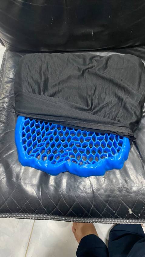 Đã nhận hàng, nhìn dõm nhăn nheo nhỏ bé tí cứ như cho em bé ngồi vậy. giống treo đầu dê bán thịt *** qua. cho 1 sao về chất lượng sản phẩm và trung thực của shop