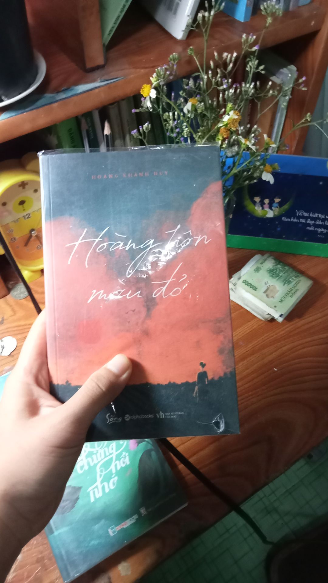 Bìa đẹp,nội dung hay.Thật không uổng tiền khi mua