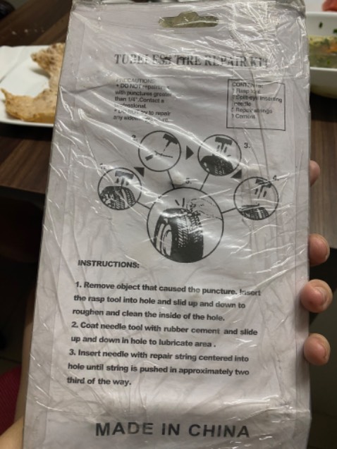 Bộ kit có 5 miếng dùi nhưng đã bị ăn gian rút hết 2 miếng. Đề nghị Tiki và Shop xem lại  mặt hàng này cũng như cách bán hàng của shop.