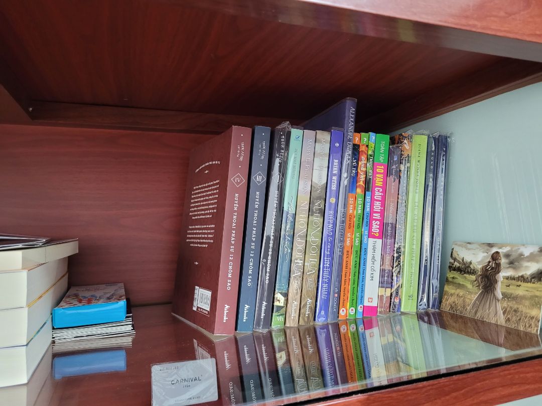 sách rất đẹp bìa chất shop đóng gói rất kỹ sẽ mua thêm ủng hộ 🥰