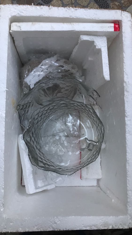 Bình bị vỡ nhờ tiki đổi hàng Bình bị vỡ nhờ tiki đổi hàng