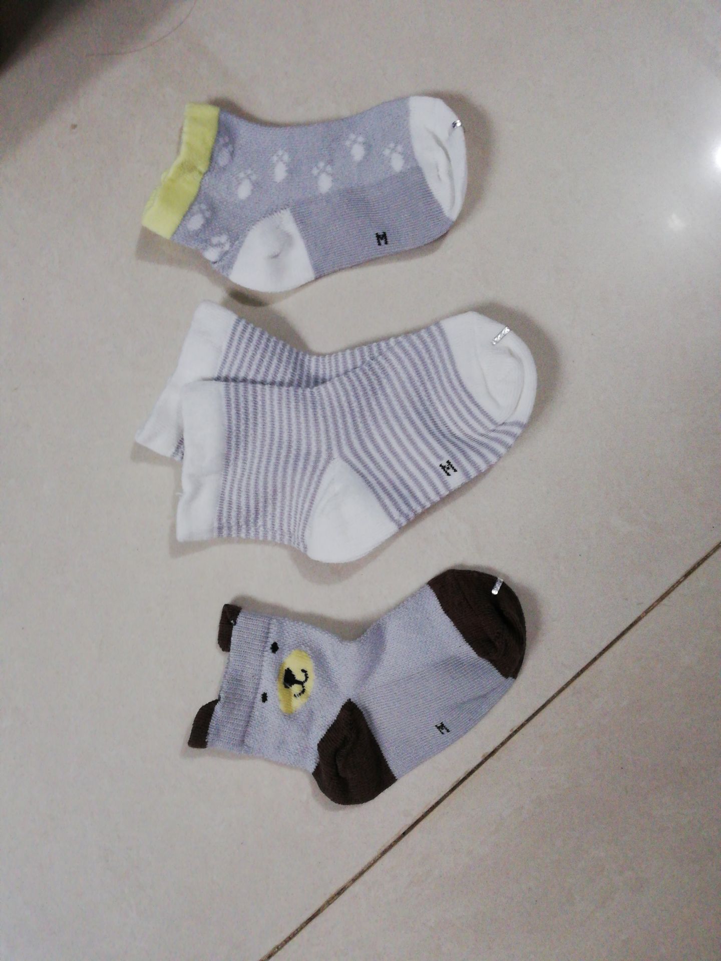 shop giao nhầm size, size lớn hơn thì cũng dc, nhưng size nhỏ hơn thì sao đây ạ.. haiz..