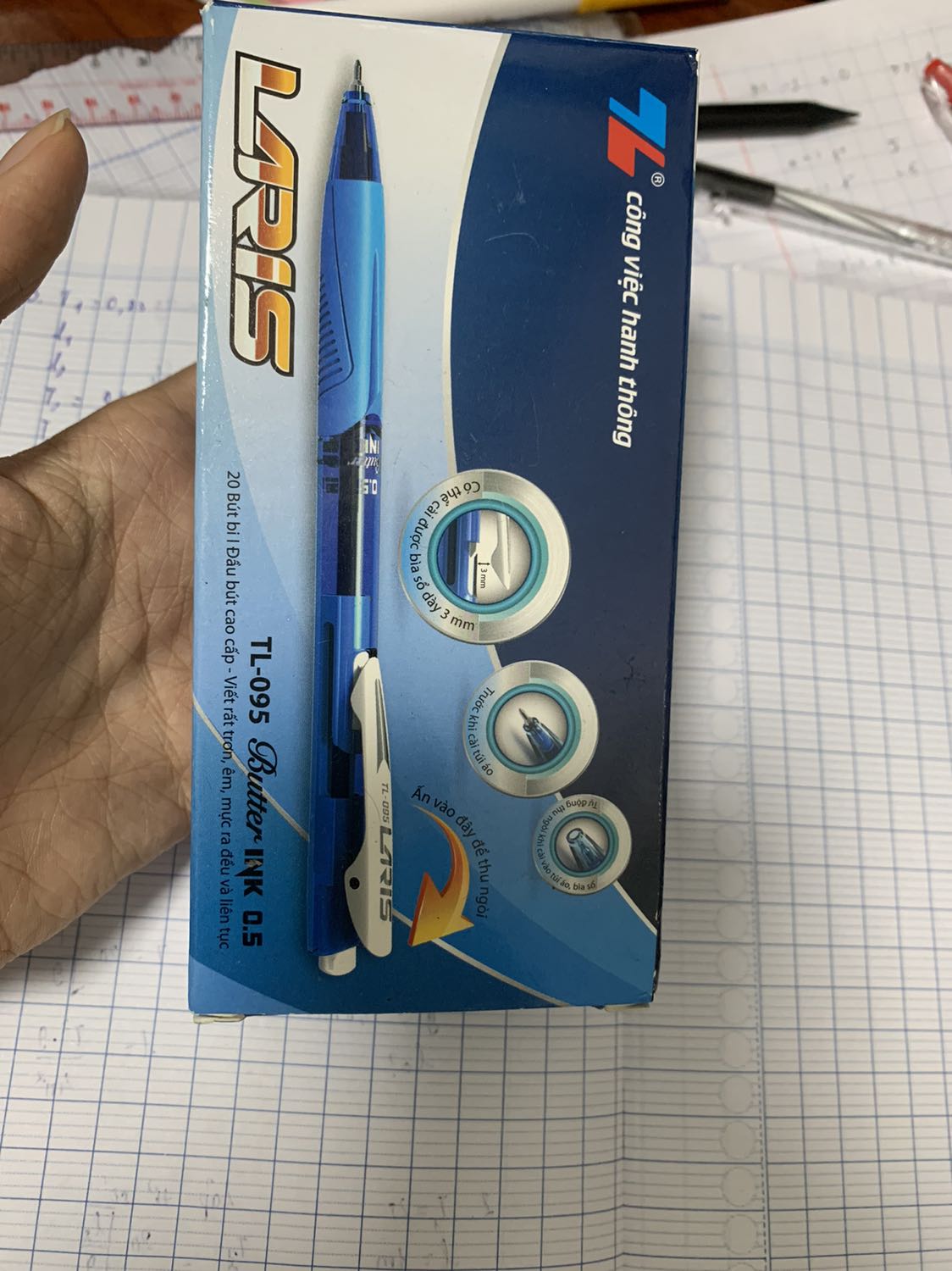 tốt lắm ạk, mn nên sd bút này ít lem mực, ra đều êm lắm ạk