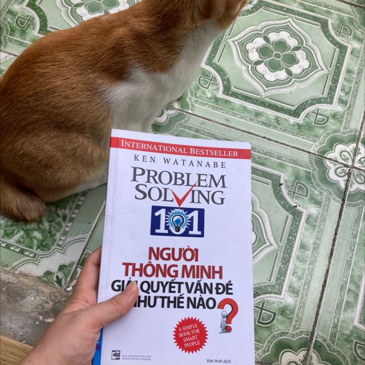 Sách mới, không bị gãy bìa, giao hàng nhanh, đc rec là một cuốn sách nên đọc cho người làm BI BA