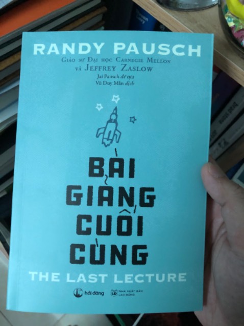 Một cuốn sách hay, giao nhanh, sách đẹp, mua hàng ở tiki luôn yên tâm về chất lượng. đầu tư cho tri thức là khoản đầu tư đúng đắn