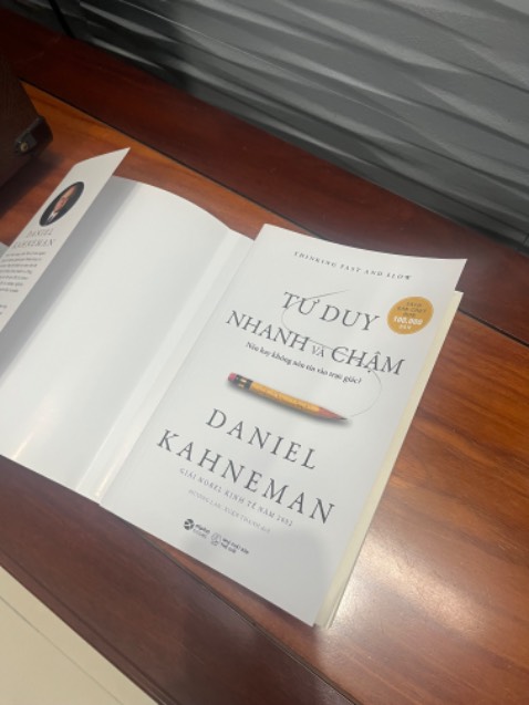 Giao nhanh hơn 1 ngày, đóng gói kỹ, sách đẹp,chất lượng, nội dung chưa đọc hết, nhưng cũng hơi trừu tượng.