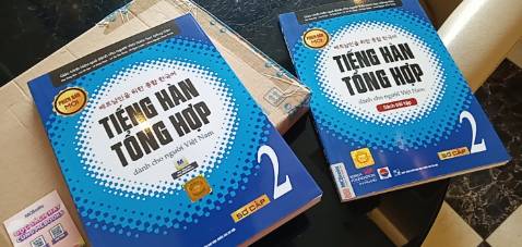 Bọc sách cẩn thận . Đẹp và rất thích Bọc sách cẩn thận . Đẹp và rất thích