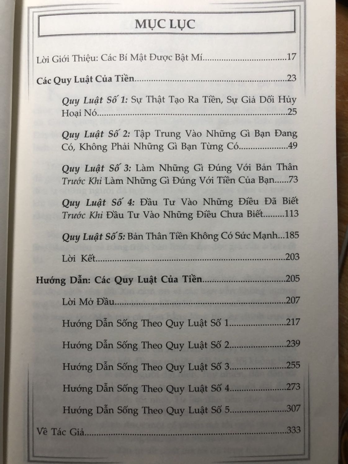 Rất thực tế có thể áp dụng được, trừ vài phần tính toán hơi cao siêu, hơi dài, đọc xong có thể ko nhớ hết