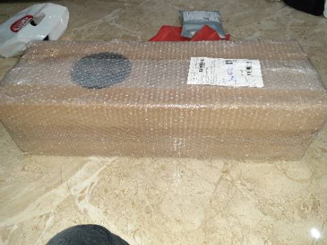 Lực hút mạnh, dễ sử dụng, linh hoạt  gọn nhẹ. Mỗi tội dây hơi loằng ngoằng nhưng bù lại đỡ hết điện giữa chừng nếu đang làm việc nhà. Cũng khá ngon trong tầm giá. Vệ sinh khá nhanh và tiện lợi. Nên thay lõi lọc 6 tháng một lần để máy được bền và tốt hơn. Shop có bán lõi lọc khá rẻ mọi người nên mua nếu mún thay nhé. Tư vấn và nhắn tin cho khách rất nhiệt tình và dễ chịu mọi người nên thử nhé Bye bye. À còn một điều Mình quên nói nữa shop bao bọc rất đẹp và cẩn thận vận chuyển đối với mình thôi nha khá nhanh đấy hihi Bye bye. Shop có tặng kèm thêm mấy đầu hút khác nữa