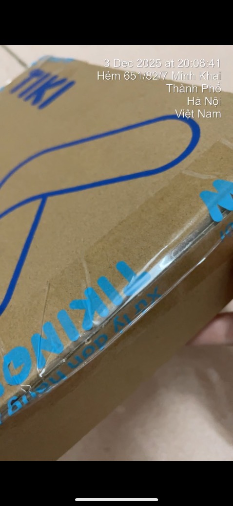 Vô cùng thất vọng về tài xế giao hàng khu vực Thanh Lương Hai Bà Trưng. Đặt giao hoả tốc 2h, nhưng shipper không giao đúng thời gian, và tự ý bấm cập nhật giao hàng thành công trước khi quá hạn giao. Hàng không từ chối nhận được , làm thủ tục hoàn hàng sau khi nhận cũng không được hoàn tiền ship hoả tốc nên cũng không thể hoàn. Lần cuối sử dụng dịch vụ. Xin cảm ơn!