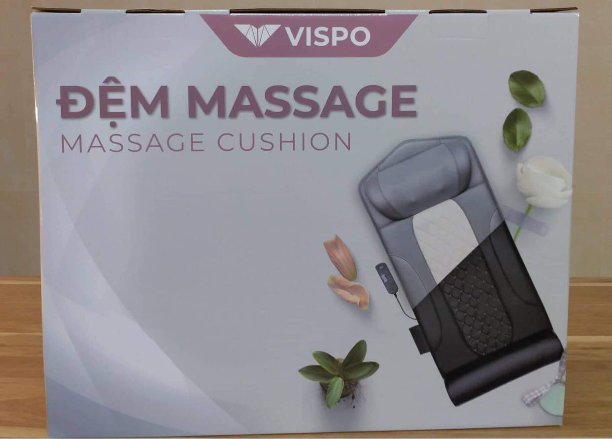 Mình đặt hàng hôm trước hôm sau nhận được luôn, ship siêu nhanh và nhiệt tình. Shop đóng gói rất cẩn thận lắm nhé, dính bằn keo rất kĩ. Máy thì siêu ưng, nằm massage thấy thoải mái và dễ chịu lắm, da mình ko thấy có mùi. Cái này tiện sử dụng, đặt trên ghế hay chỗ nào mọi người thấy nằm thoải mái là được, dùng xong lại gói gọn cất đi, ko bị tốn diện tích. Mình đã mua mấy thứ của shop rồi, đều thấy ưng ý cả. Sẽ ủng hộ shop những lần sau nữa.