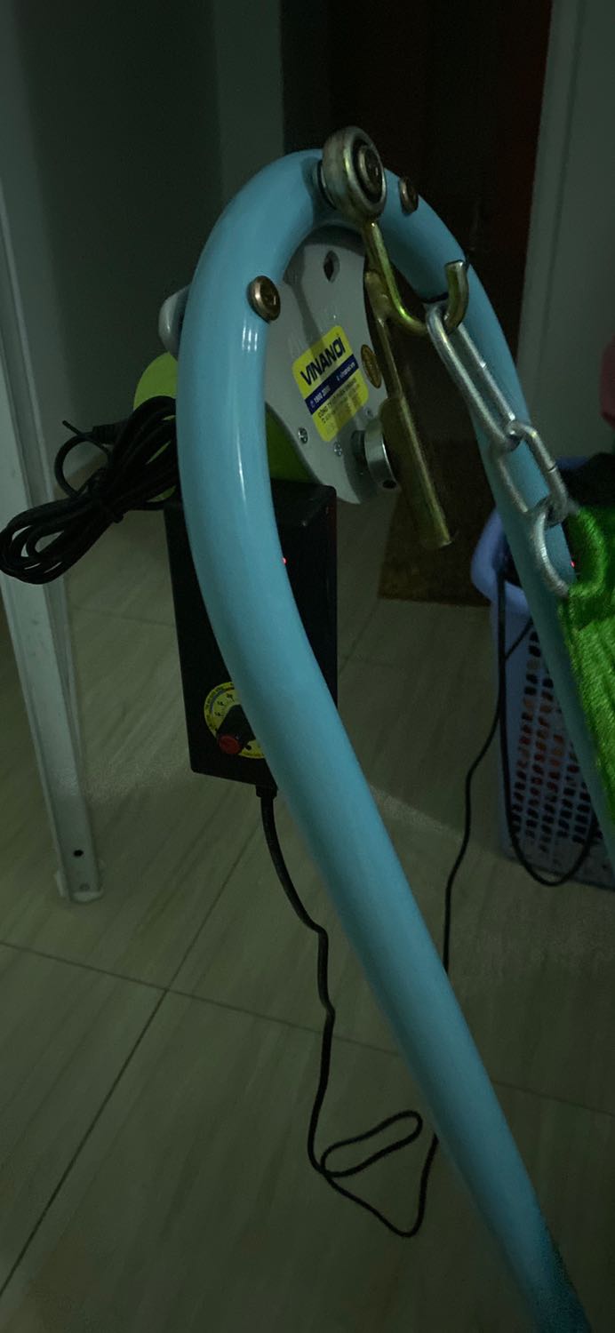 Mới mua được 1 tháng thì mu tơ k qay nữa