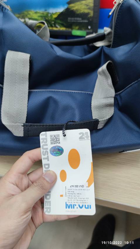 Ta nói, túi đẹp hết nấc, chất vải dày, màu thực tế đậm hơn so với trong ảnh, nhìn rất là sang nhé!
Cảm ơn Shop đã tiếp thị 1 sản phẩm tuyệt vời.