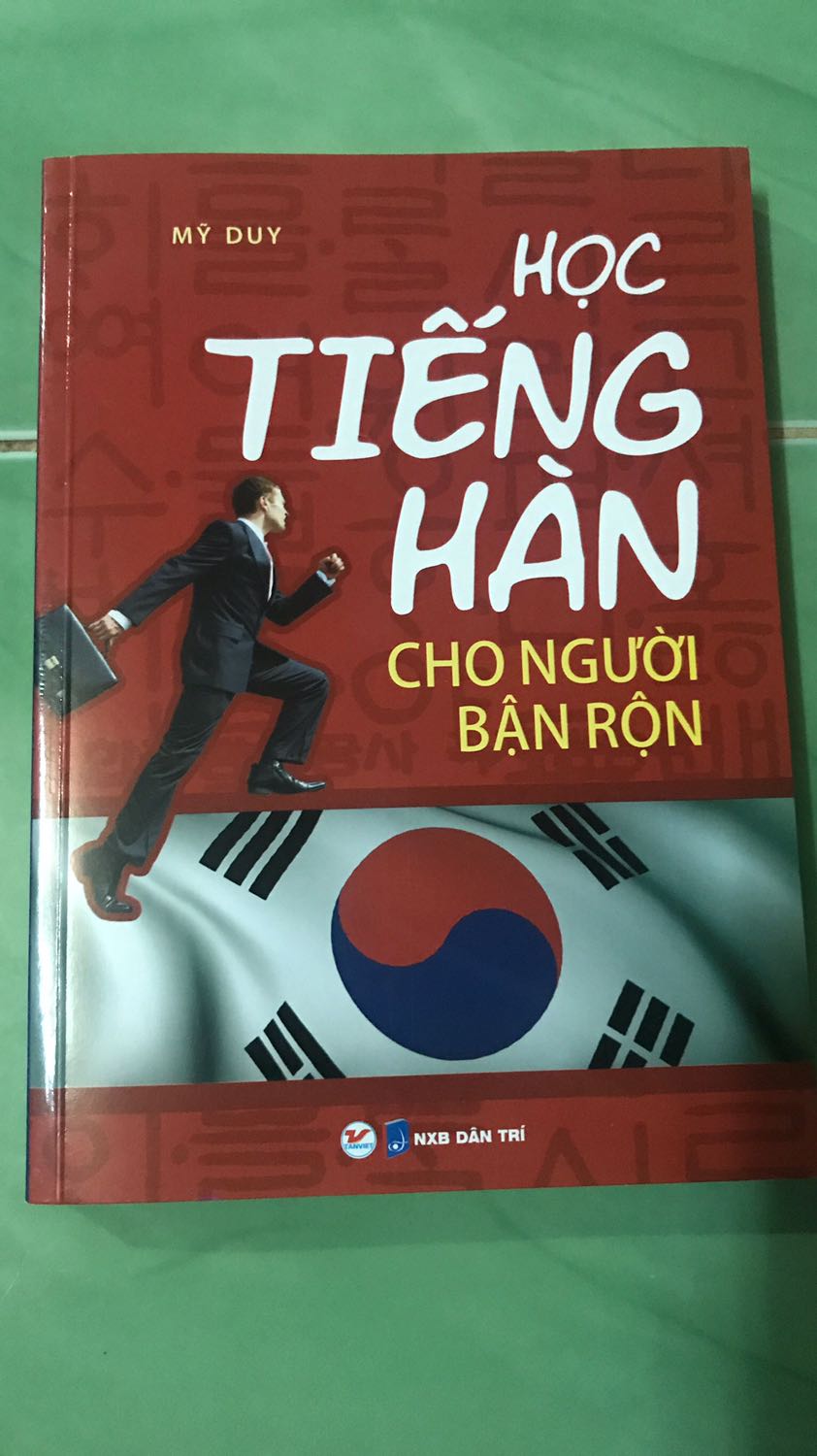 Sách mua có bài nghe nhưng không kèm đĩa thì nghe bằng cách nào ạ?
