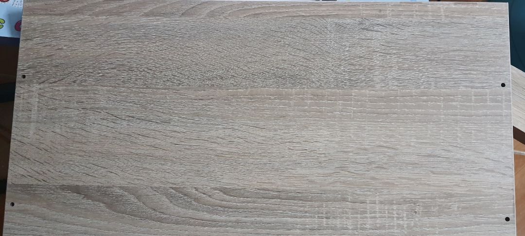 Sau khi đóng hết các thanh gỗ của kệ thì phát hiện tấm cuối cùng đóng sai lỗ. Shop vui lòng gửi lại tấm  cuối cùng nhé. Chứ mới đóng xong cái kê, bắt vít đau hết cả tay mà bắt gỡ ra rồi gửi lại thì bó tay lun Sau khi đóng hết các thanh gỗ của kệ thì phát hiện tấm cuối cùng đóng sai lỗ. Shop vui lòng gửi lại tấm  cuối cùng nhé. Chứ mới đóng xong cái kê, bắt vít đau hết cả tay mà bắt gỡ ra rồi gửi lại thì bó tay lun