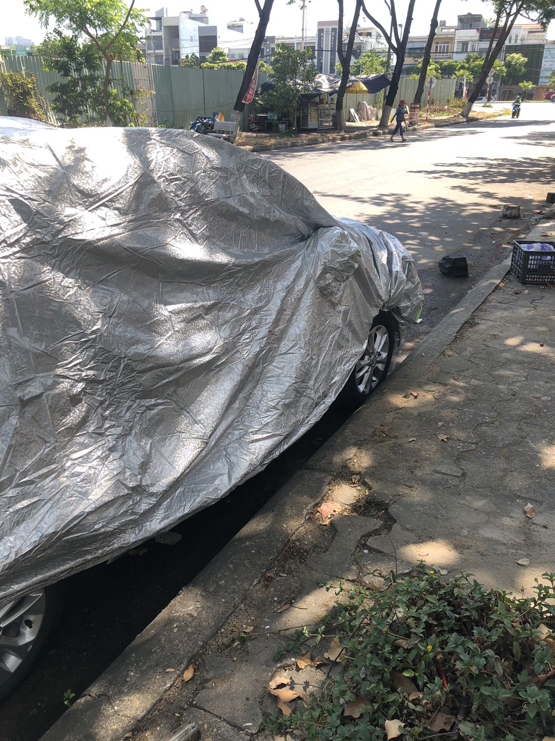 giao nhầm sản phẩm, không vừa xe vinfast fadil, đã liên hệ tiki đề nghị đổi sản phẩm